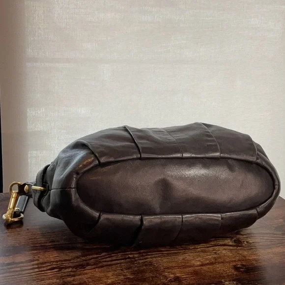 Vintage Black Leather Coach Shoulder Bag - Picture 5 of 6